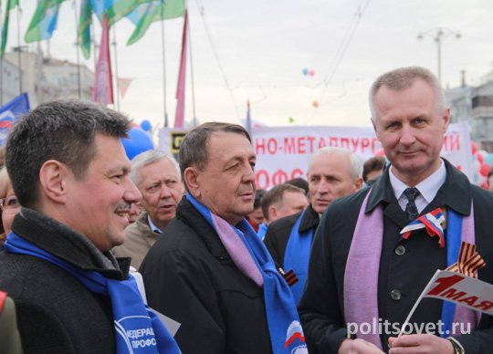 Мир, труд, свободу Навальному