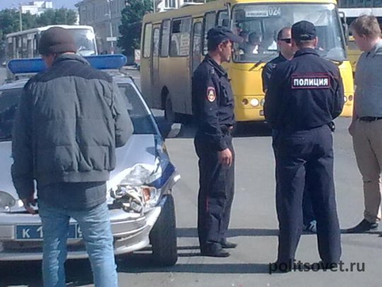 Полицейские попали в ДТП в центре Екатеринбурга