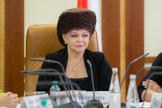 На место Астахова предложили сенатора Петренко