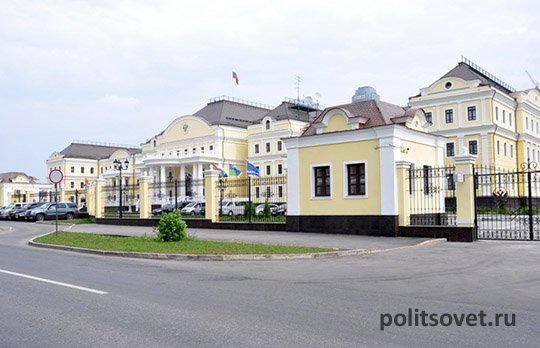 Депутат Госдумы предложил отдать дворец полпреда Холманских Эрмитажу