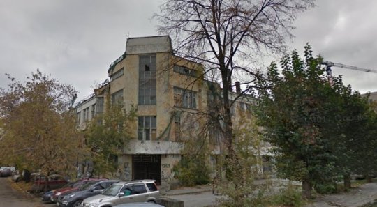 Владельца полуразрушенного памятника в центре Екатеринбурга оштрафовали на 200 тысяч