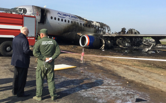 СК назвал версии крушения Sukhoi Superjet в Шереметьево