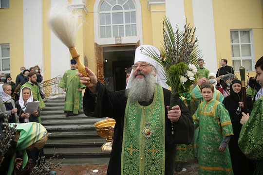 Митрополит Кирилл призвал верующих «умолкнуть» в соцсетях