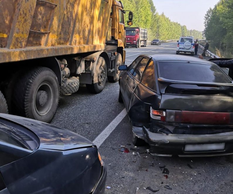 В Свердловской области из-за смога столкнулось четыре машины