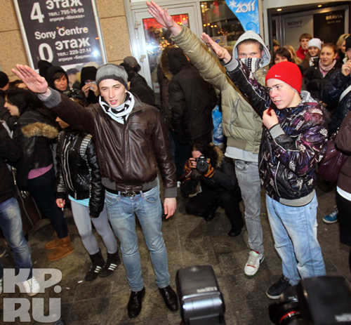 В московских погромщиках опознали людей, похожих на «нашистов» и мгеровцев (есть фото)
