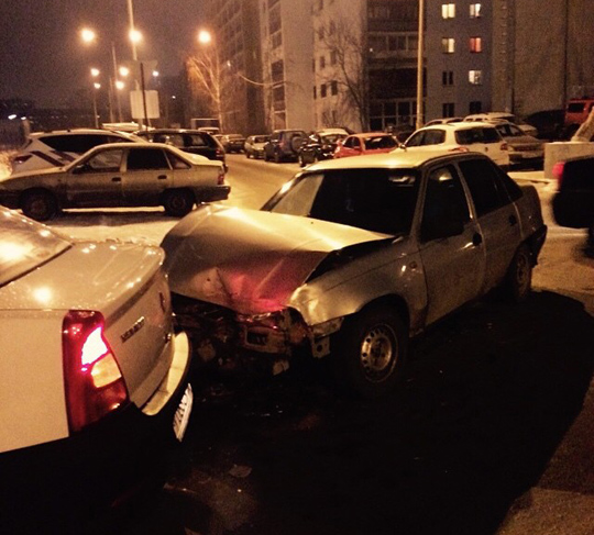 Глава избиркома Екатеринбурга попал в аварию по вине таксиста