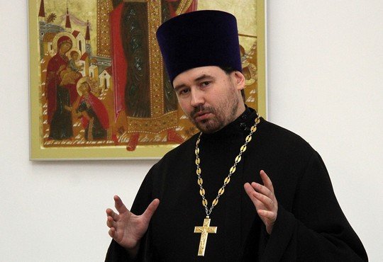 Уральский священник, благословивший «ополченцев» ЛНР, запрещен в служении