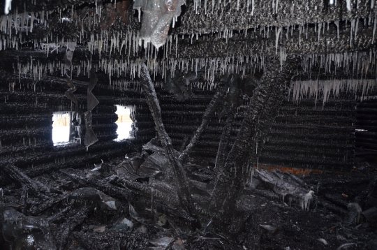 На Урале из-за фейерверка сгорел православный храм