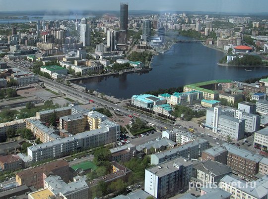 Медведев создал оргкомитет по 300-летию Екатеринбурга