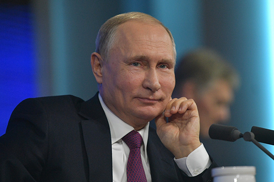 Меньше половины россиян назвали Путина политиком года