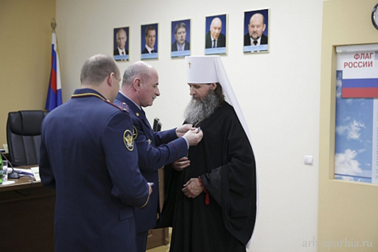 Митрополит РПЦ назвал тюрьму «лечебницей»