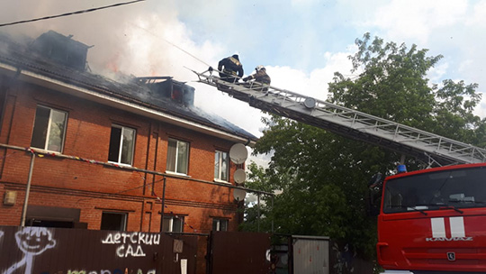 В Екатеринбурге из-за пожара в частном детсаду эвакуировали детей и взрослых