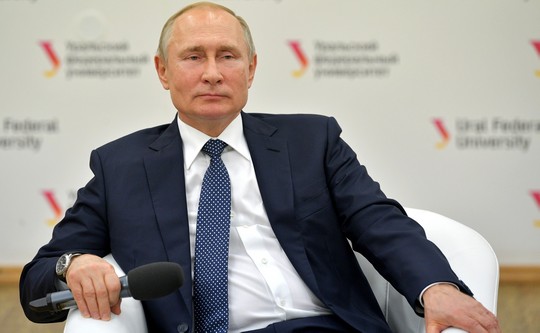 Путин назвал «фигней» свердловское министерство