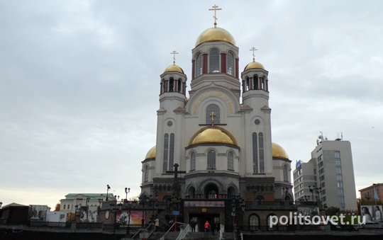 Россияне не знают, на каком языке идут богослужения в РПЦ