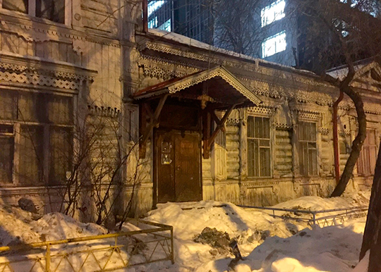 Правительство собралось продать бывшее здание «Коляда-театра»