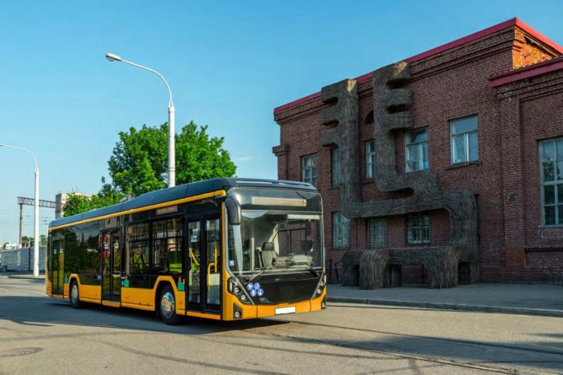 Орлов предложил екатеринбуржцам выбрать цвет новых троллейбусов