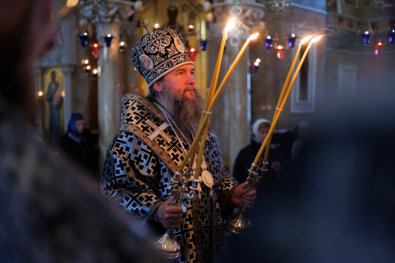 Екатеринбургский митрополит заявил об угрозе уничтожения мира