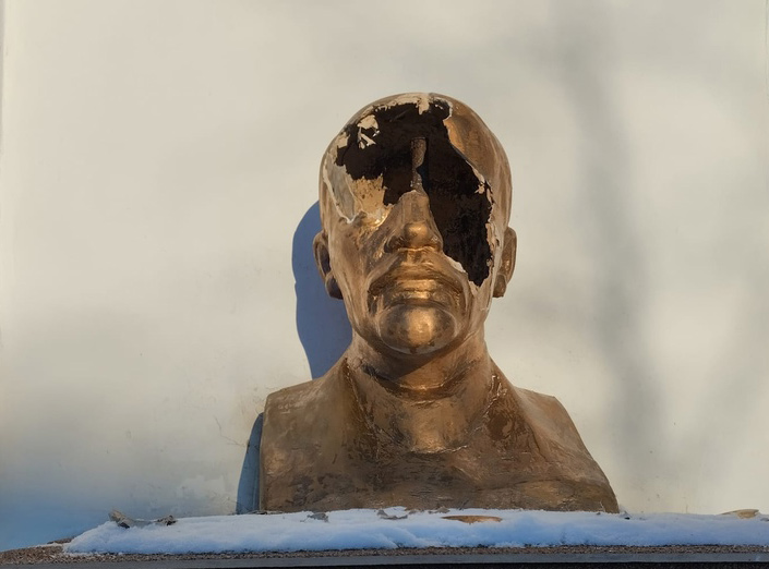 В уральском поселке разбили памятник Ленину