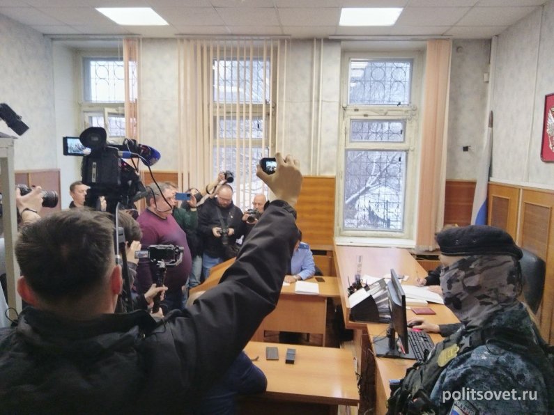 В Екатеринбурге начали судить экс-министра ЖКХ