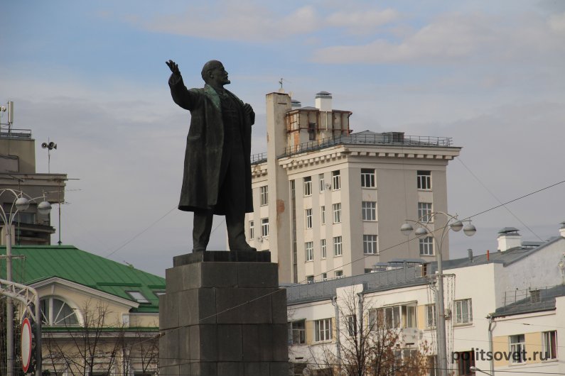 В Госдуму внесли закон о защите Ленина